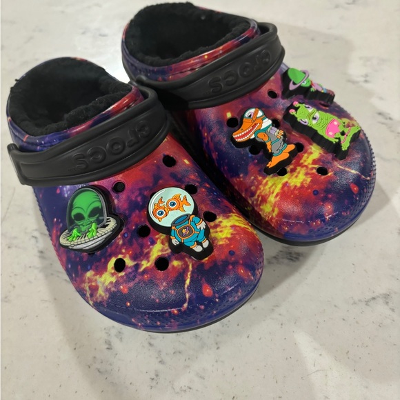 Crocs x Ron English WHIN Lined Clogs - AREA 54 Aliens Universe Little Kids Size - Picture 7 of 14